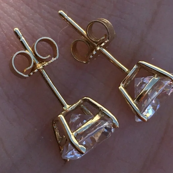 14k Solid Yellow Gold Round Solitaire Diamond Earrings - Picture 4 of 4